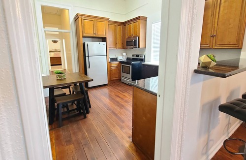 Faubourg Delassize Casa | Uptown New Orleans Home -7 mins to FQ Free Parking