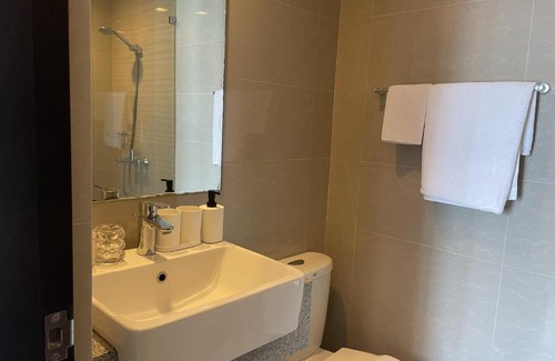 Taguig Apartamento | Uptown Parksuites Apartments Tower 1 BGC by PH Staycation