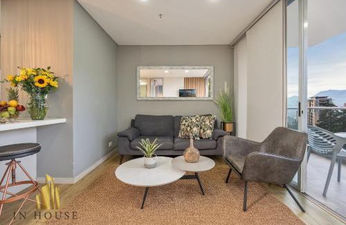 El Tesoro Apartamento | Urban 701-Apt relajante con piscina, jacuzzi y gym