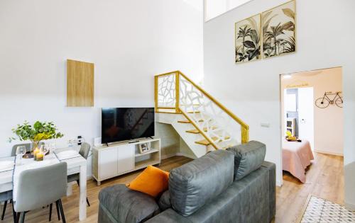 Ciudad Universitaria Apartamento | Urban apartment BAJO 6 - HOUSEVANLIVE