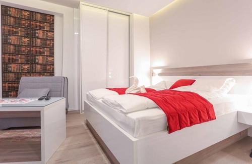 Old Town Casa | Urban Apartments Strossa