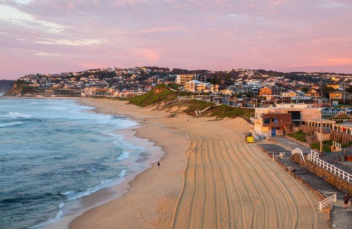 Tighes Hill Casa | Urban charm retreat in inner city Newcastle close to city & beach!