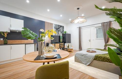 Saint-Michel Apartamento | Urban Chic Hypercentre, Spa double