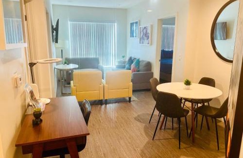 Pico-Union Apartamento | Urban Chic residence in Central LA