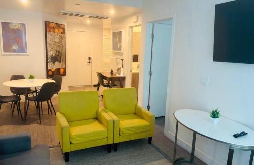 Pico-Union Apartamento | Urban Chic residence in Central LA