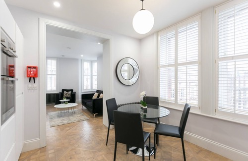 Chinatown Apartamento | Urban Chic - Shaftesbury