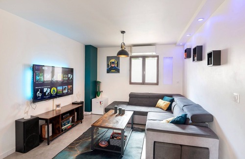 Bretigny-sur-Orge Apartamento | Urban Comics - Appt climatisé 10p proche de Paris