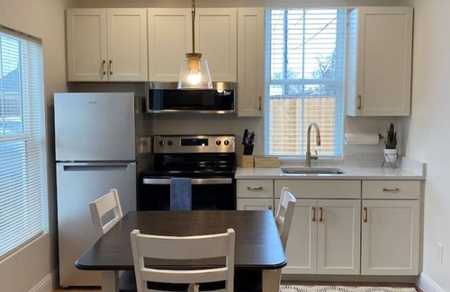 Globeville Cabaña | Urban Cottage in Denver’s RiNo District