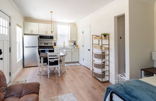 Globeville Cabaña | Urban Cottage in Denver’s RiNo District