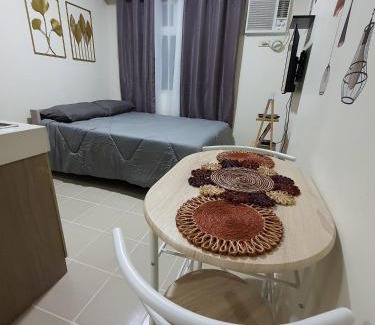 Highway Hills Apartamento | Urban Deca Shaw EDSA Mandaluyong