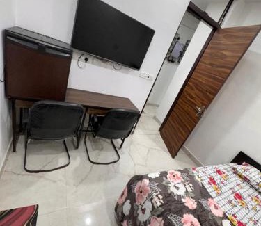 Old Rajinder Nagar Apartamento | Urban ease homestay