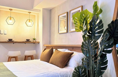 San Fernando Apartamento | Urban-edge studio unit at Azure North Residences
