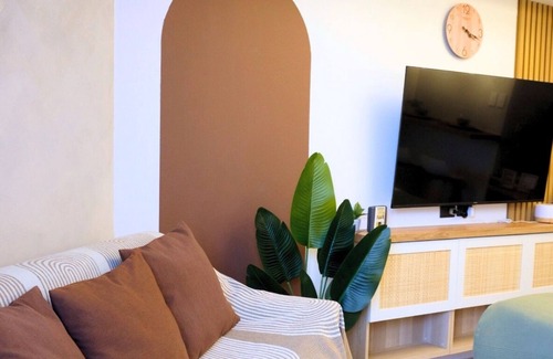 San Fernando Apartamento | Urban-edge studio unit at Azure North Residences