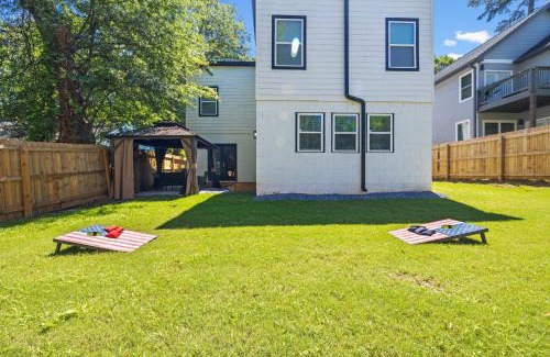 Atlanta Villa | Urban Elegance Retreat 12 Minutes from Atlanta Downtown