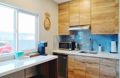 Cherryland Apartamento | Urban Escape, Small Private Condo Near SF 22421A