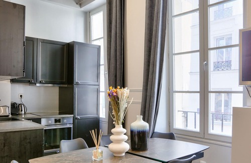 Strasbourg -Saint-Denis Apartamento | Urban Flat 44 - Charming Parisian Apartment in Montorgueil