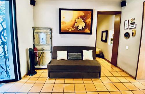 Guadalajara Casa | Urban Hacienda downtown, tranquil, spacious, jacuzzi