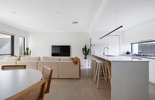 Hillarys Casa | Urban Haus - Hillarys