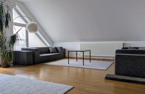 Cluj-Napoca Apartamento | Urban Haven - Families & Groups - Free Parking