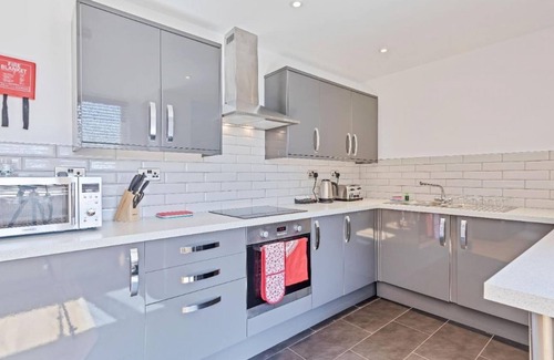 Kemptown Apartamento | Urban Heights - two Bedroom two Bathroom Loft Style Apartment - Fast Wifi