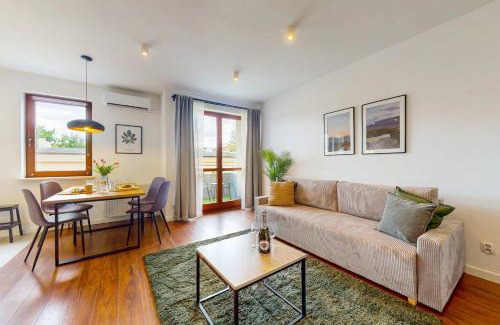 Praga Poludnie Apartamento | Urban Jungle Apartment With Ac Praga Poludnie