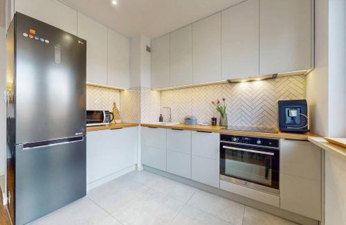 Praga Poludnie Apartamento | Urban Jungle Apartment With Ac Praga Poludnie