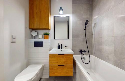 Praga Poludnie Apartamento | Urban Jungle Apartment With Ac Praga Poludnie
