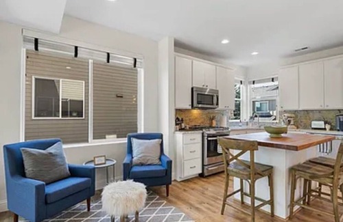 West Central Casa | Urban living minutes from Downtown Spokane! Stunning river views