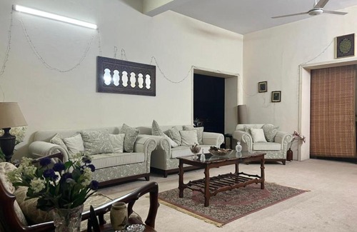 Abbottabad Casa | Urban Lodge