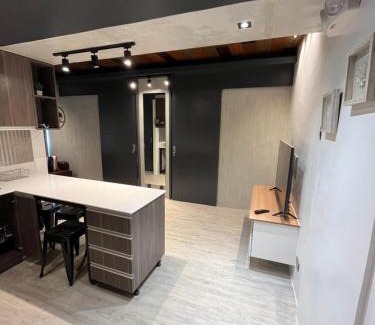 Bacolod Apartamento | Urban Luxe Oasis