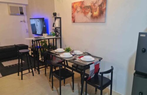 Ugong Apartamento | Urban Metro Escape in Pasig City