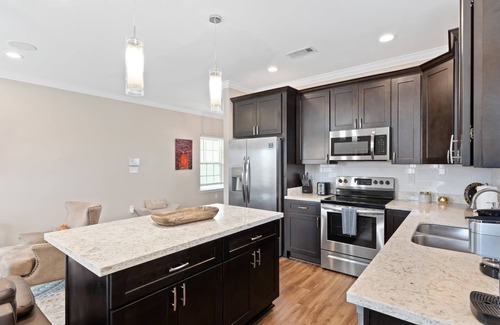 Tulane - Gravier Apartamento | This duplex is a 4 bedroom(s), 3 bathrooms, located in New Orleans, LA.