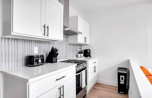 Seward Place Apartamento | Urban Nest #3 | City Loft Walkable to Downtown