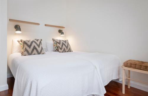 San Vicente Apartamento | Urban Oasis Apartment with Pool & Free Parking
