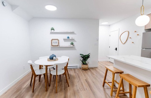 Winnipeg Apartamento | *Urban Oasis | Cozy & Central | 5 min to Downtown*