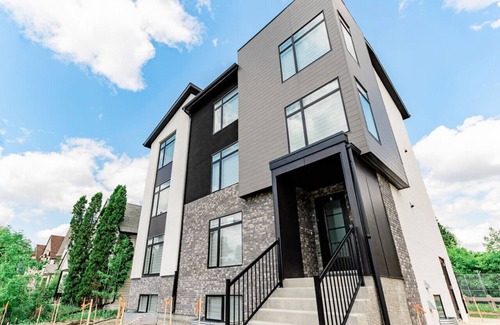 Winnipeg Apartamento | *Urban Oasis | Cozy & Central | 5 min to Downtown*