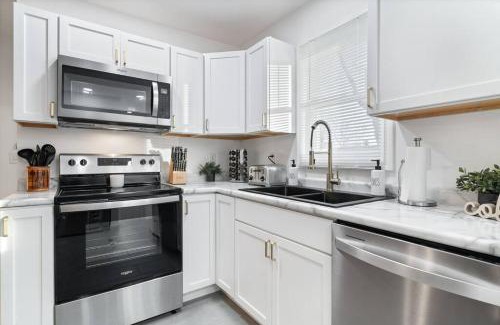 Evansville Casa | Urban Oasis Cozy Home Near Downtown with Game Room and Firepit