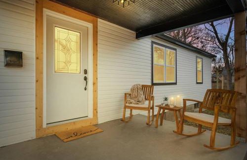 Evansville Casa | Urban Oasis Cozy Home Near Downtown with Game Room and Firepit
