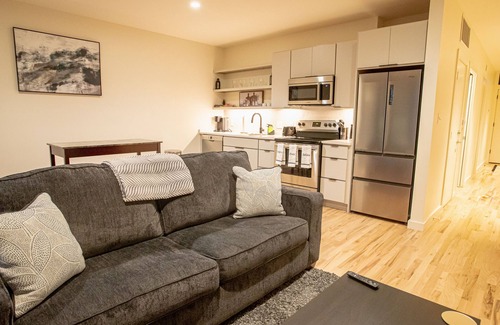 Midtown Apartamento | Urban Oasis in Overton Square