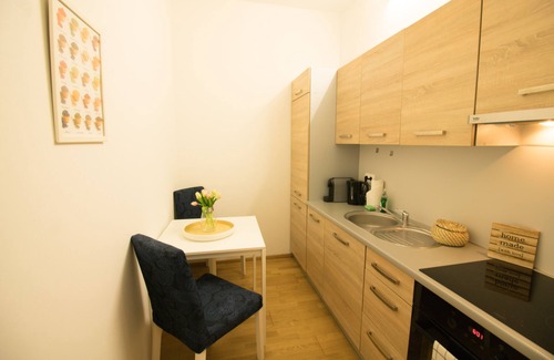Funfhaus Apartamento | Urban Oasis | LF11