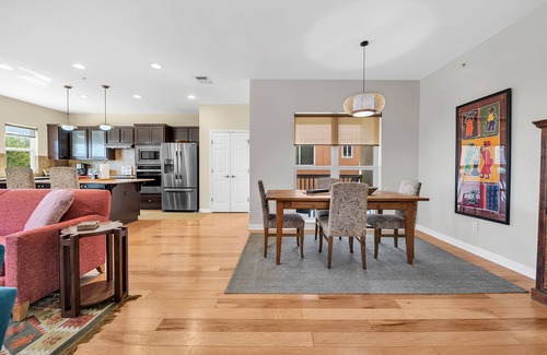 Mueller Condominio | Urban oasis three miles from downtown