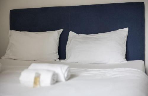Sihlfeld Apartamento | Urban Oasis with Queen Bed and View BE-19