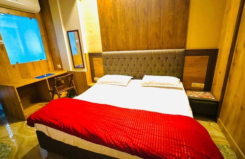 Jaipur District Hotel | Solminica-302