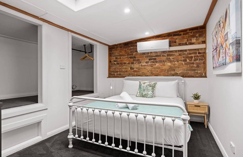 Stockton Apartamento | Urban Retreat - 700m to Little Beach