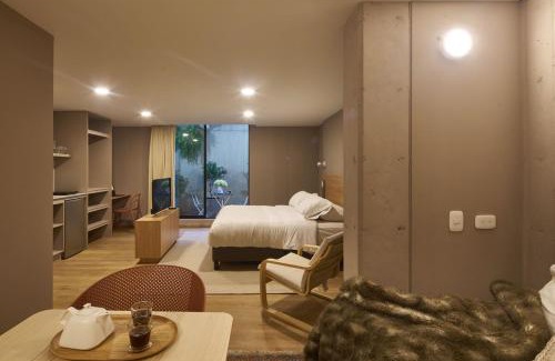 Financial District Apartamento | Urban Retreat in Bogotá - Design & Comfort