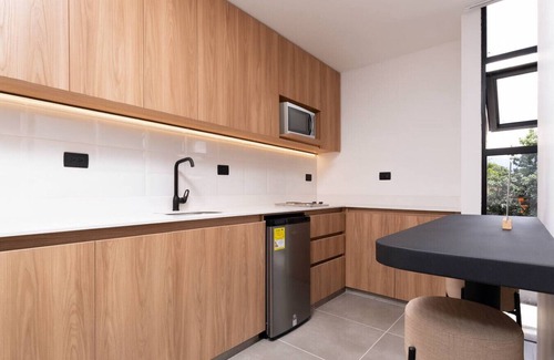 San Diego Apartamento | Urban Retreat - Jacuzzi, Cowork, 1BR Bliss