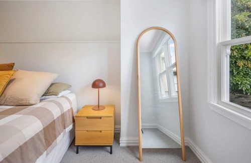 Newtown Casa | Urban Retreat Private and Quiet Home on Hanson St
