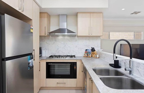 St James Casa | Urban Retreat @ SJ