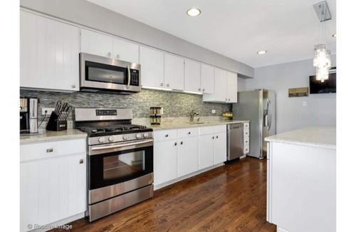 Douglas Casa | Urban Sanctuary South Loop near McCormick Place