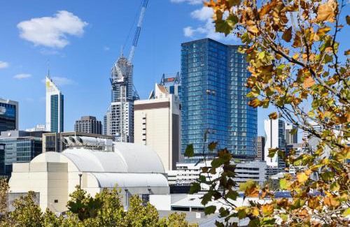 Northbridge Apartamento | Urban Serenity 2 Bedroom Apt with Stunning Views